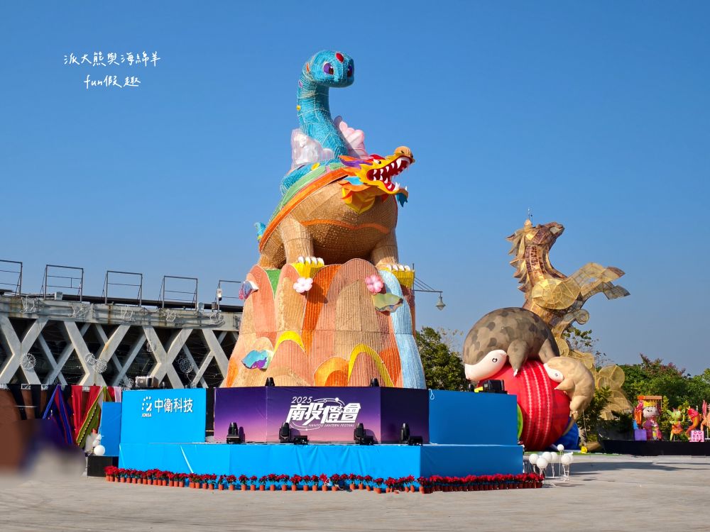 2025南投燈會 拾光豐稔︱貓貓蟲咖波X南投燈會十周年!炫彩煙火無人機x光之水舞x重磅新春特演୨୧周湯豪‧許富凱‧Ozone↪完整攻略懶人包:展區、十大亮點、節目表&交通方式✦咖波閃耀快閃店燈會限定款商品 - 第22張圖 2025南投燈會 拾光豐稔︱貓貓蟲咖波X南投燈會十周年!炫彩煙火無人機x光之水舞x重磅新春特演୨୧周湯豪‧許富凱‧Ozone↪完整攻略懶人包:展區、十大亮點、節目表&交通方式✦咖波閃耀快閃店燈會限定款商品