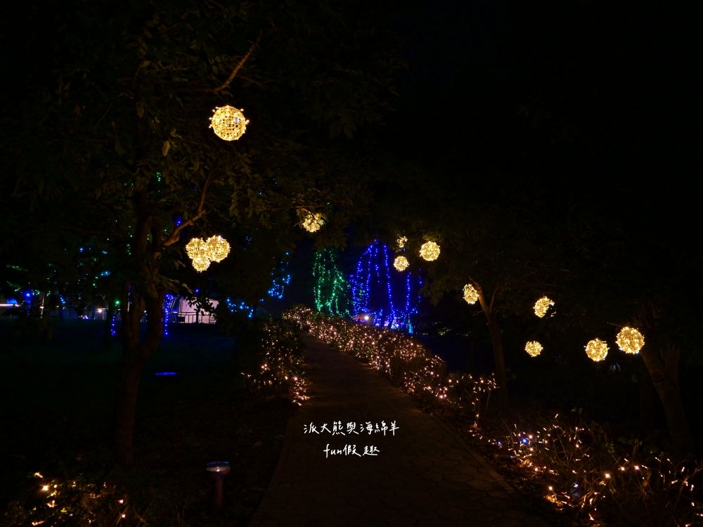 2025南投燈會 拾光豐稔︱貓貓蟲咖波X南投燈會十周年!炫彩煙火無人機x光之水舞x重磅新春特演୨୧周湯豪‧許富凱‧Ozone↪完整攻略懶人包:展區、十大亮點、節目表&交通方式✦咖波閃耀快閃店燈會限定款商品 - 第36張圖 2025南投燈會 拾光豐稔︱貓貓蟲咖波X南投燈會十周年!炫彩煙火無人機x光之水舞x重磅新春特演୨୧周湯豪‧許富凱‧Ozone↪完整攻略懶人包:展區、十大亮點、節目表&交通方式✦咖波閃耀快閃店燈會限定款商品