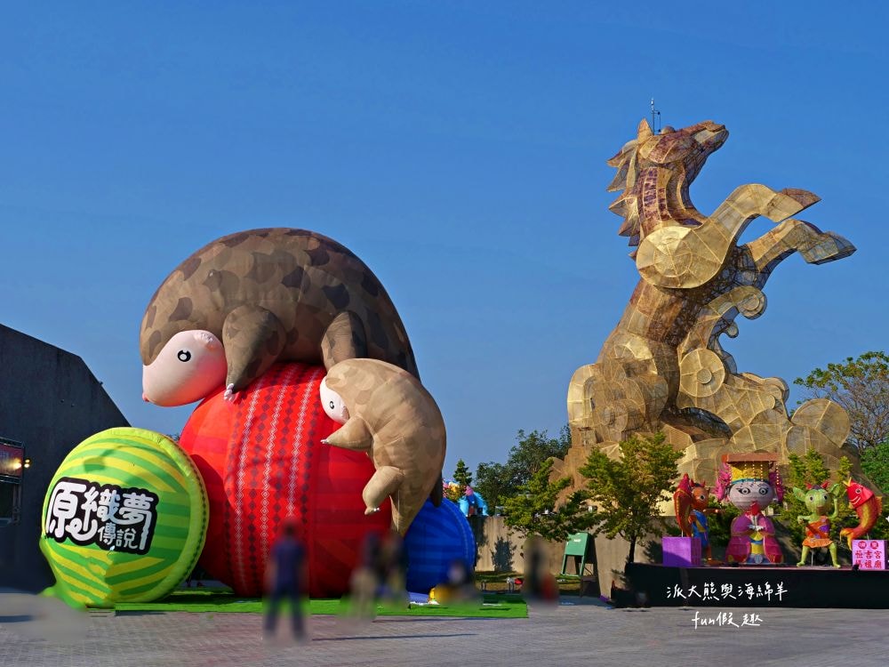 2025南投燈會 拾光豐稔︱貓貓蟲咖波X南投燈會十周年！炫彩煙火無人機x光之水舞x重磅新春特演୨୧周湯豪‧許富凱‧Ozone↪完整攻略懶人包：展區、十大亮點、節目表&交通方式✦咖波閃耀快閃店燈會限定款商品