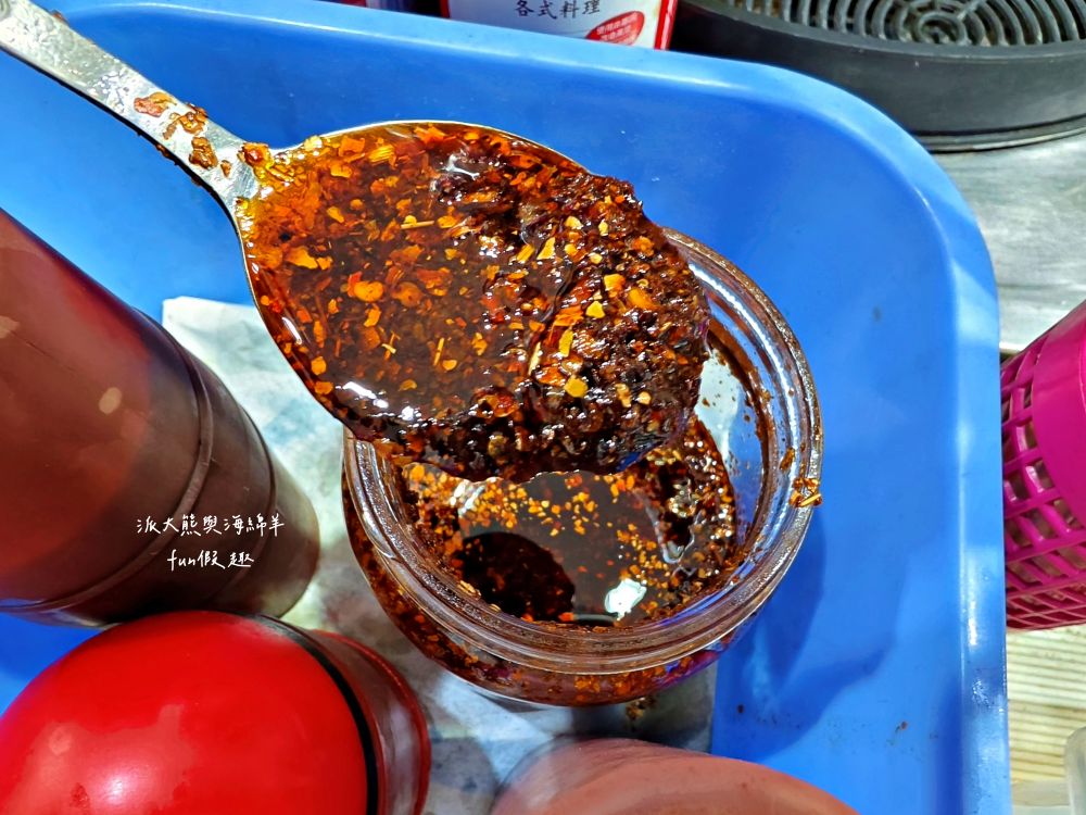 一級棒麻油雞‧加味四物雞｜南投草屯一級棒！湯頭濃郁，麻油雞香氣四溢，四物雞溫補養生！天冷就來享受暖心幸福好滋味～另有販售外帶紅燒藥膳羊肉爐與麻油雞全家餐～下午3點半開賣!