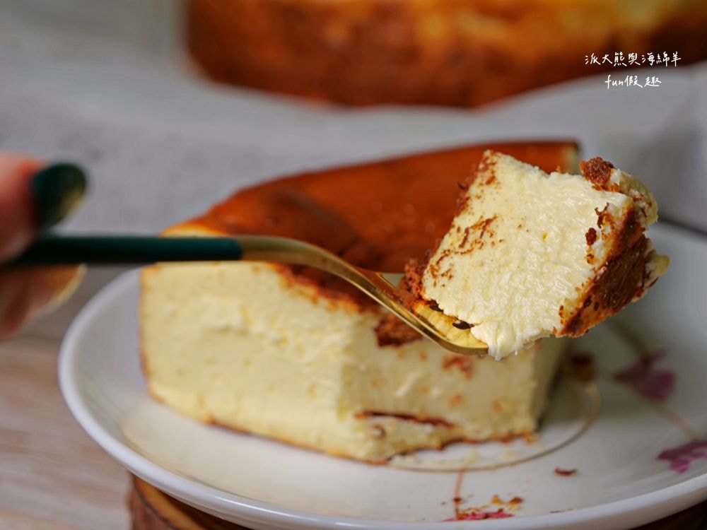 弘宇蛋糕專賣店｜終於朝聖花蓮老字號蛋糕專賣店，花蓮人激推網購熱銷NO.1的水晶芋泥奶酪蛋糕，巴斯克燒乳酪充滿濃郁乳香，美味程度不輸招牌奶酪蛋糕!!!