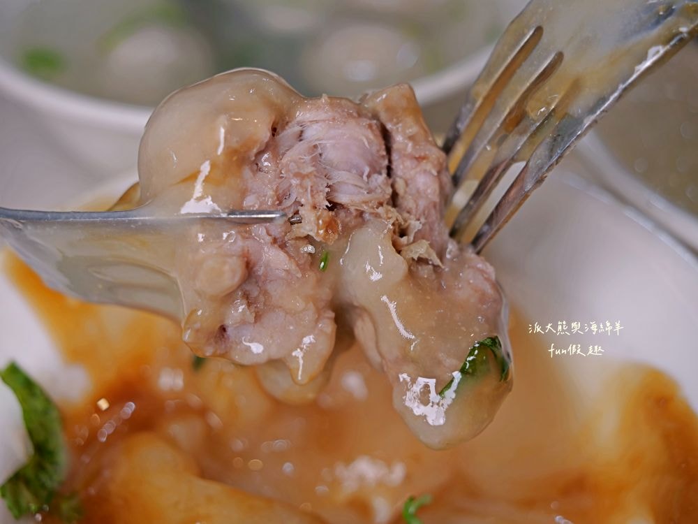 台中肉員｜臺中後火車站老字號美食，招牌肉圓皮Q肉香，每天開店都是爆滿人潮，飄香逾80年的古早好滋味!!!自2021入選米其林必比登推介，已連續進榜4年&曾獲中部美食嘉年華【全臺首圓】～