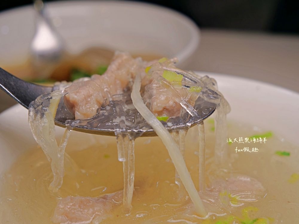 台中肉員｜臺中後火車站老字號美食，招牌肉圓皮Q肉香，每天開店都是爆滿人潮，飄香逾80年的古早好滋味!!!自2021入選米其林必比登推介，已連續進榜4年&曾獲中部美食嘉年華【全臺首圓】～