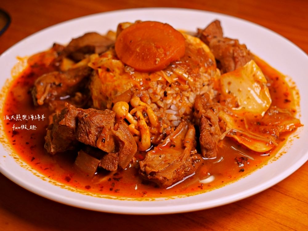 Old Germany德國餐廳｜花蓮竟有異國風味料理，溫馨家庭餐館完美呈現最經典德國美食，免飛歐洲就能享用道地德國豬腳，其他匈牙利式燉肉飯或香烤豬肋排也都真心大推!!!