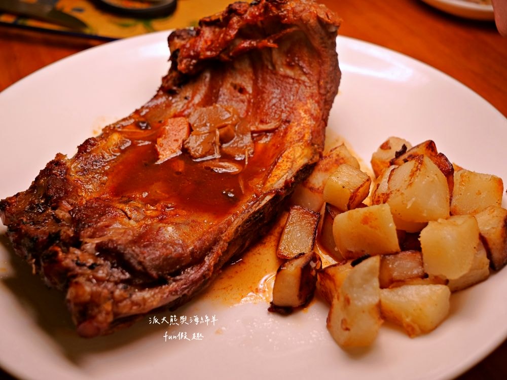 Old Germany德國餐廳｜花蓮竟有異國風味料理，溫馨家庭餐館完美呈現最經典德國美食，免飛歐洲就能享用道地德國豬腳，其他匈牙利式燉肉飯或香烤豬肋排也都真心大推!!!