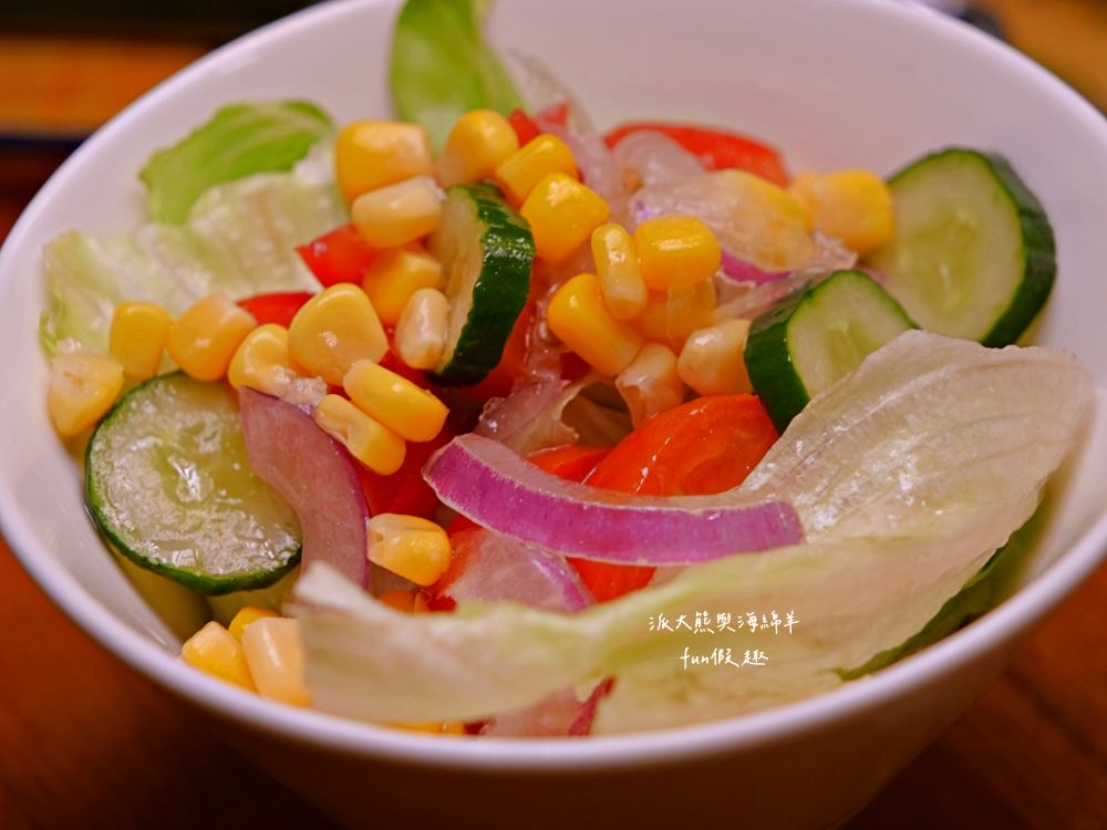 Old Germany德國餐廳｜花蓮竟有異國風味料理，溫馨家庭餐館完美呈現最經典德國美食，免飛歐洲就能享用道地德國豬腳，其他匈牙利式燉肉飯或香烤豬肋排也都真心大推!!!