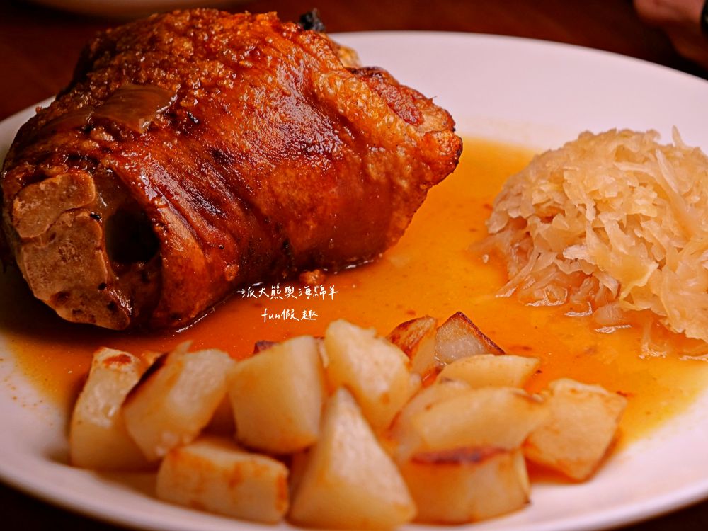 Old Germany德國餐廳｜花蓮竟有異國風味料理，溫馨家庭餐館完美呈現最經典德國美食，免飛歐洲就能享用道地德國豬腳，其他匈牙利式燉肉飯或香烤豬肋排也都真心大推!!!