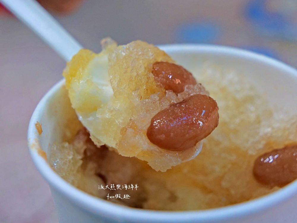 一中豐仁冰｜臺中一中商圈超高CP值美食，70年好滋味!傳承三代懷舊冰品，冰淇淋、蜜花豆與酸梅冰編織最獨特沁涼甜滋味，四季皆賣冰，豐言豐語瘋人冰～台中排隊美食必吃冰品