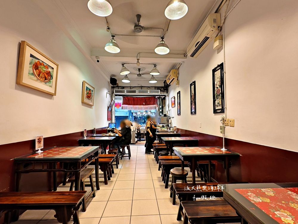 富鼎旺豬腳-中正店｜臺中中區頂級銷魂豬腳麵線，獨家秘方熬滷，皮Q肉嫩，風味獨特，讓人吮指回味超滿足～另外還有販售豬腳真空包與常溫精美禮盒!!!（2020入選臺中米其林必比登推介，至今蟬聯5年）