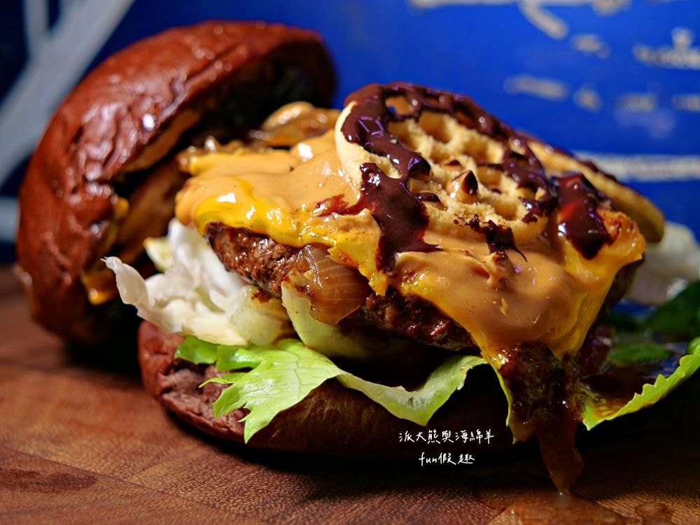 CHOCOBear巧克熊｜超人氣排隊美食，跟著環島行動餐車去旅行，感受香濃巧克力與經典漢堡跨界對撞，顛覆味蕾新體驗!!!（不定時全臺巡迴請關注臉書&IG貼文）@合作體驗