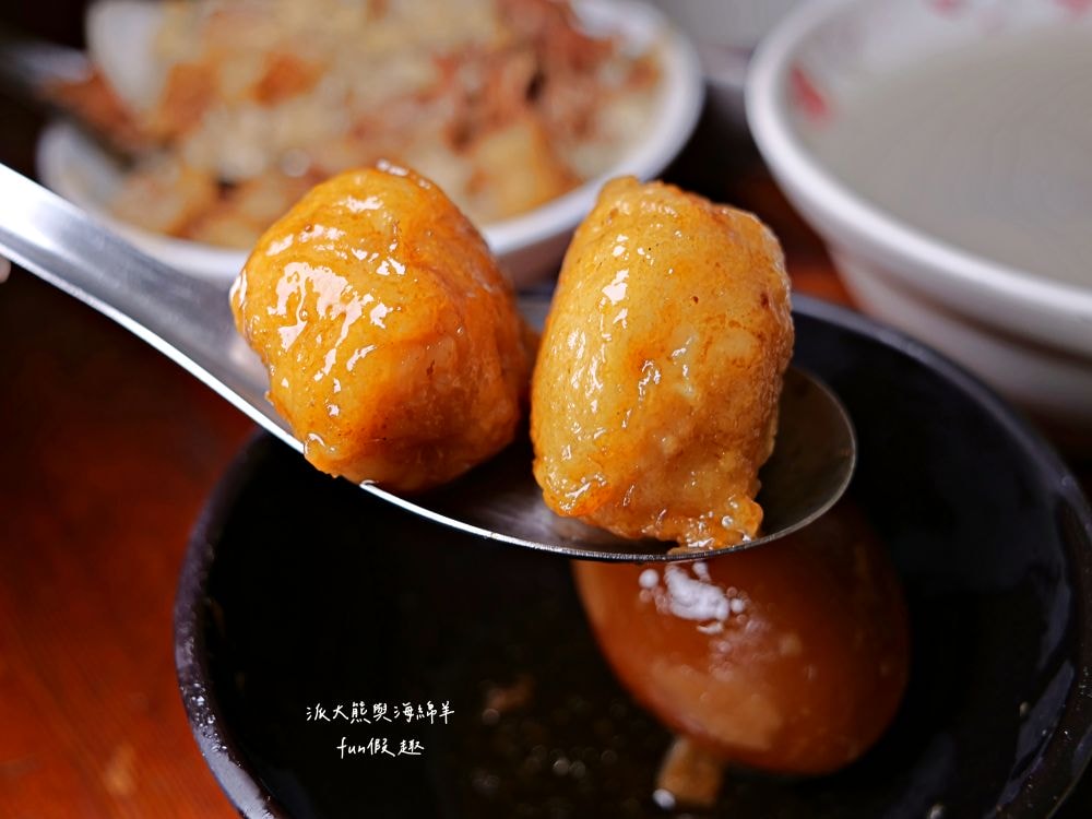 落成米糕｜傳承超過50年臺南在地老店，彈牙米糕、香濃滷汁，搭配四神湯神隊友，再加上濃濃人情味，編織出高人氣排隊美食!!!自2022入選米其林必比登推介，已連續進榜3年～）