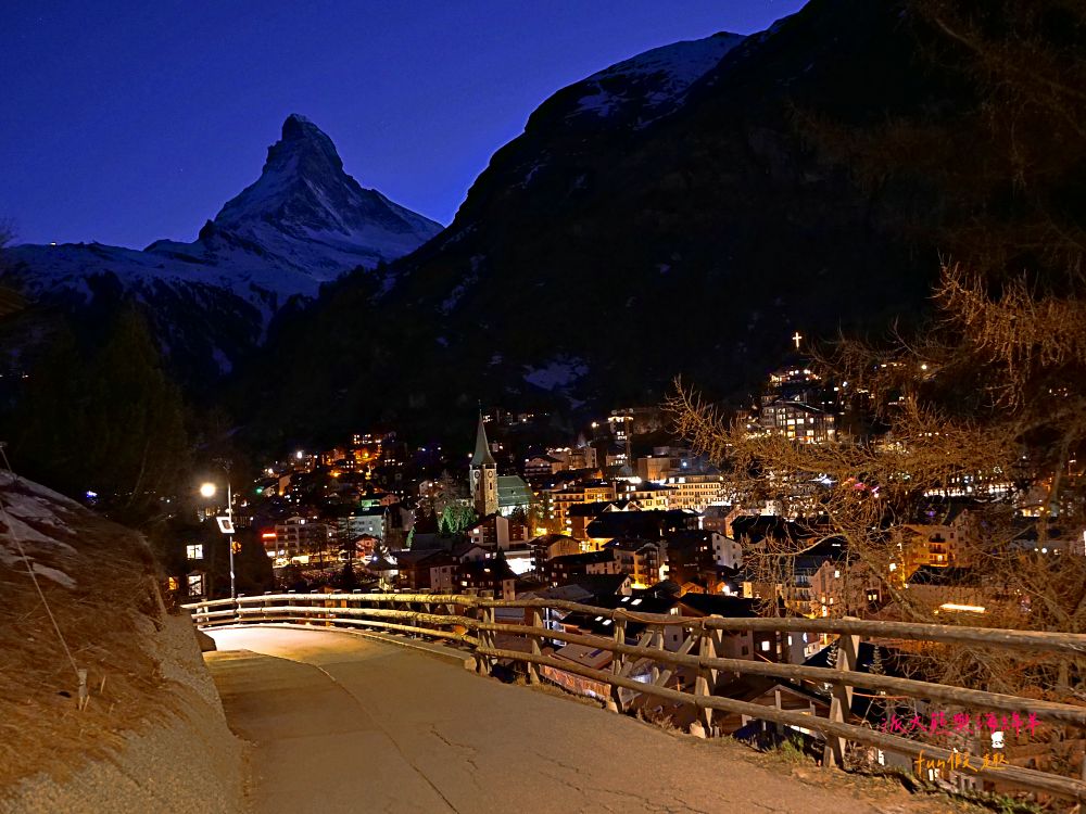 【2025德瑞旅遊】蜜月首選!真善美旅行社13天夢幻之旅:少女峰、馬特洪峰、新天鵝堡、國王湖一次滿足(含航班、穿搭與必買攻略) - 第12張圖 【2025德瑞旅遊】蜜月首選!真善美旅行社13天夢幻之旅:少女峰、馬特洪峰、新天鵝堡、國王湖一次滿足(含航班、穿搭與必買攻略)