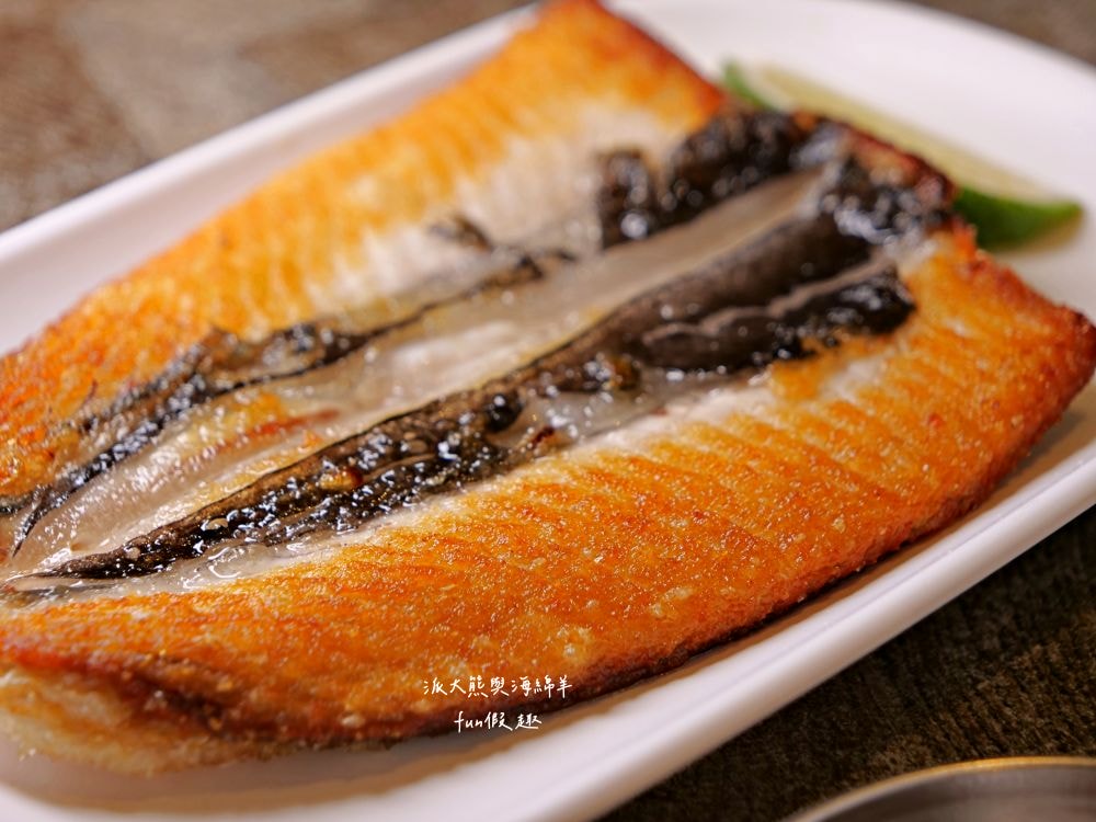 福泰飯桌 第三代｜台南中西區傳承三代，營業超過80年在地老店，香濃肉燥飯、香煎虱目魚肚及多樣化小菜，搭配舒適用餐環境，吃出最熟悉的家常味!!!（2022入選臺南米其林必比登推介，至今蟬聯3年）～