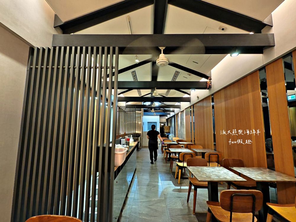 福泰飯桌 第三代｜台南中西區傳承三代，營業超過80年在地老店，香濃肉燥飯、香煎虱目魚肚及多樣化小菜，搭配舒適用餐環境，吃出最熟悉的家常味!!!（2022入選臺南米其林必比登推介，至今蟬聯3年）～