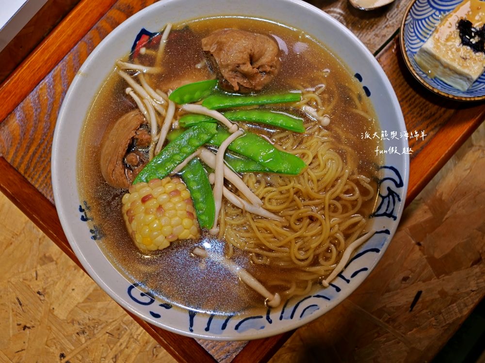 福滿蔬食堂｜蔬食料理也能驚艷味蕾，推薦創意手作壽司＆藥膳肉骨茶拉麵，連葷食族都愛的無肉料理，用餐環境溫馨，中興新村聚餐優質首選!!!（另提供會議餐盒及派對餐盒）～112年底開幕!