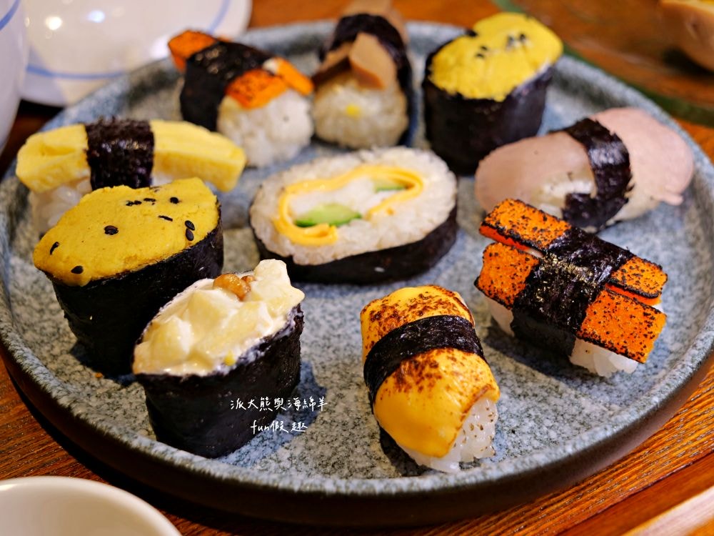 福滿蔬食堂|蔬食料理也能驚艷味蕾,推薦創意手作壽司&藥膳肉骨茶拉麵,連葷食族都愛的無肉料理,用餐環境溫馨,中興新村聚餐優質首選!!!(另提供會議餐盒及派對餐盒)~112年底開幕! - 第30張圖 福滿蔬食堂|蔬食料理也能驚艷味蕾,推薦創意手作壽司&藥膳肉骨茶拉麵,連葷食族都愛的無肉料理,用餐環境溫馨,中興新村聚餐優質首選!!!(另提供會議餐盒及派對餐盒)~112年底開幕!