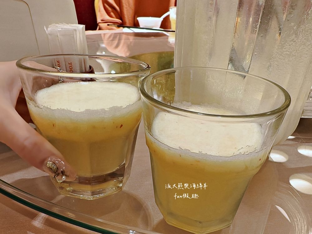 阿秋大肥鵝餐廳-健康店｜台中合菜聚餐推薦，招牌秘製肥美大燒鵝&豪華海鮮拼盤，海陸共譜美味雙重奏，婚宴喜慶、家庭聚會及尾牙春酒的優質首選!!!成立於2005年～