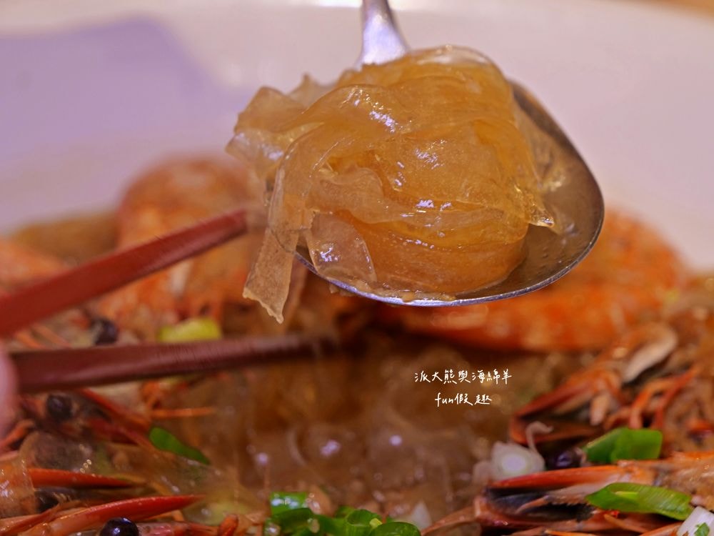 阿秋大肥鵝餐廳-健康店｜台中合菜聚餐推薦，招牌秘製肥美大燒鵝&豪華海鮮拼盤，海陸共譜美味雙重奏，婚宴喜慶、家庭聚會及尾牙春酒的優質首選!!!成立於2005年～