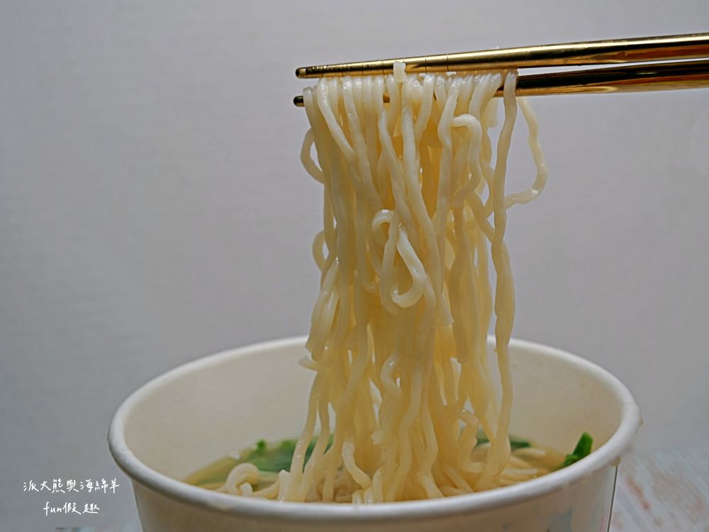 國興排骨|南投中興新村老字號人氣便當店,招牌香酥排骨讓人吮指回味,百吃不膩古早好滋味!海綿羊從小吃到大😆~創立於民國54年 - 第18張圖 國興排骨|南投中興新村老字號人氣便當店,招牌香酥排骨讓人吮指回味,百吃不膩古早好滋味!海綿羊從小吃到大😆~創立於民國54年