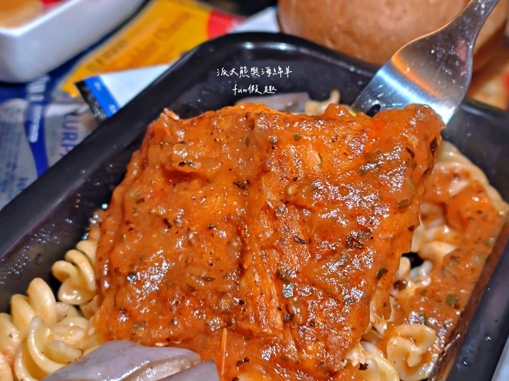 新航飛機餐全紀錄︱新加坡航空經濟艙餐點 餐食初體驗～2025春季德瑞13日夢幻跟團︱DAY1-2