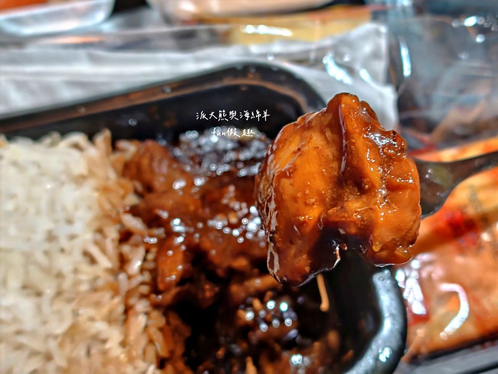 新航飛機餐全紀錄︱新加坡航空經濟艙餐點 餐食初體驗～2025春季德瑞13日夢幻跟團︱DAY1-2