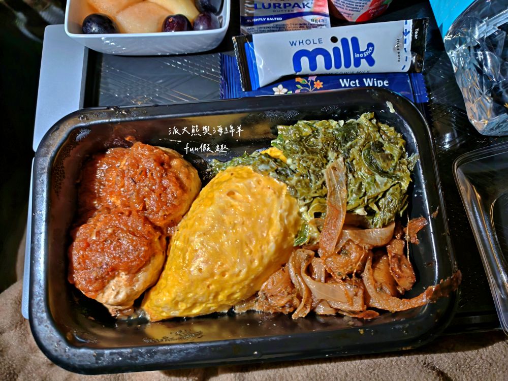 新航飛機餐全紀錄︱新加坡航空經濟艙餐點 餐食初體驗～2025春季德瑞13日夢幻跟團︱DAY1-2