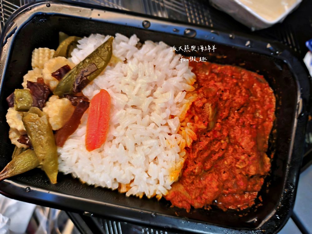 新航飛機餐全紀錄︱新加坡航空經濟艙餐點 餐食初體驗～2025春季德瑞13日夢幻跟團︱DAY1-2