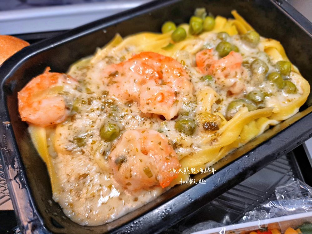 新航飛機餐全紀錄︱新加坡航空經濟艙餐點 餐食初體驗～2025春季德瑞13日夢幻跟團︱DAY1-2