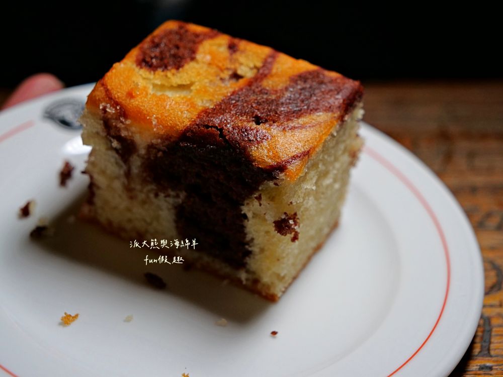 海德堡公牛餐廳︱Gasthaus “Zum Roten Ochsen”︱超過300年的老城區古老啤酒屋，每個角落散發濃厚大學城文化氣息︱春季德瑞13日夢幻跟團～DAY2-2海德堡午餐