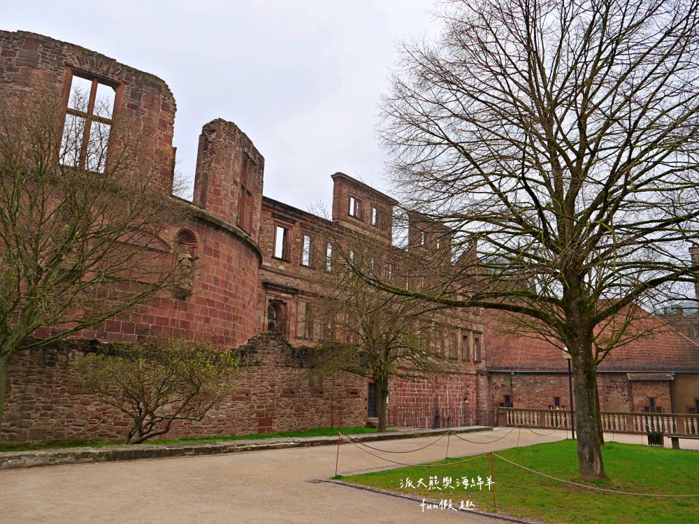 海德堡城堡（Heidelberg Castle） ︱純粹的浪漫，俯瞰內卡河與老城區，從輝煌至廢墟，訴說德國中世紀那段美麗與哀愁+交通方式攻略︱春季德瑞13日夢幻跟團～DAY2-1