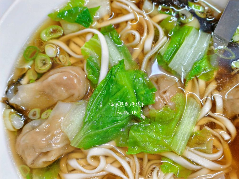 2025添上海點心肉包|帶派大熊探訪臺中第五市場平價美食,油豆腐細粉超驚艷,還有鮮肉包、鮮竹筍包、鮮奶饅頭、豆沙包等各類點心,從早上吃到中午都可以~ - 第34張圖 2025添上海點心肉包|帶派大熊探訪臺中第五市場平價美食,油豆腐細粉超驚艷,還有鮮肉包、鮮竹筍包、鮮奶饅頭、豆沙包等各類點心,從早上吃到中午都可以~