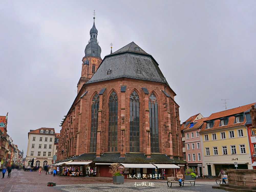 海德堡老城區必逛景點︱漫步卡爾斯廣場、聖靈教堂、海德堡學生監獄、老橋︱春季德瑞13日夢幻跟團～DAY2-3 來到海德堡老城區有什麼是一定要逛&必去的景點呢?