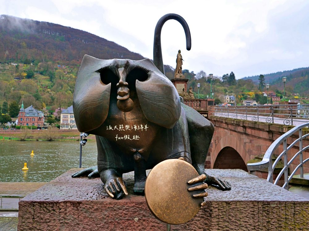 海德堡老城區必逛景點︱漫步卡爾斯廣場、聖靈教堂、海德堡學生監獄、老橋︱春季德瑞13日夢幻跟團～DAY2-3 來到海德堡老城區有什麼是一定要逛&必去的景點呢?