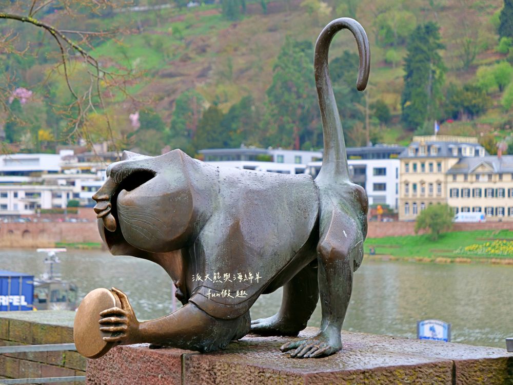 海德堡老城區必逛景點︱漫步卡爾斯廣場、聖靈教堂、海德堡學生監獄、老橋︱春季德瑞13日夢幻跟團～DAY2-3 來到海德堡老城區有什麼是一定要逛&必去的景點呢?