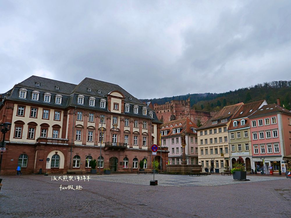 海德堡老城區必逛景點︱漫步卡爾斯廣場、聖靈教堂、海德堡學生監獄、老橋︱春季德瑞13日夢幻跟團～DAY2-3 來到海德堡老城區有什麼是一定要逛&必去的景點呢?