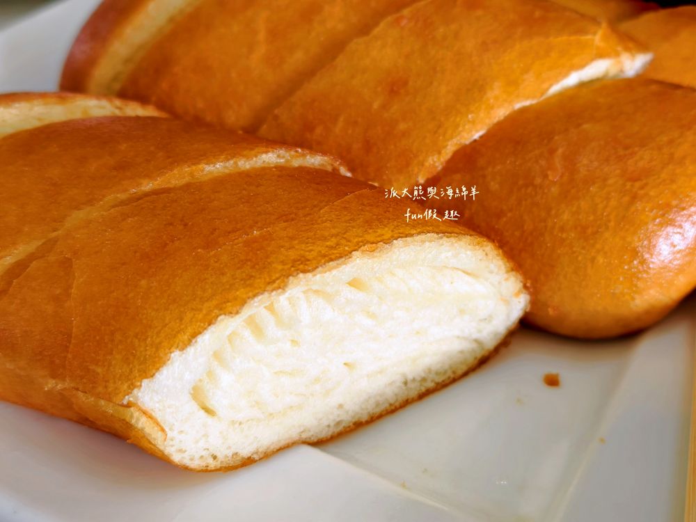 瞭望台土雞城｜屏東三地門景觀合菜餐廳，親民價格就能享受道地山產，推薦招牌爐烤脆皮桶仔雞香氣撲鼻超誘人！還有各種原住民風味料理&過年外帶年菜組合～Google評價4.8顆星!