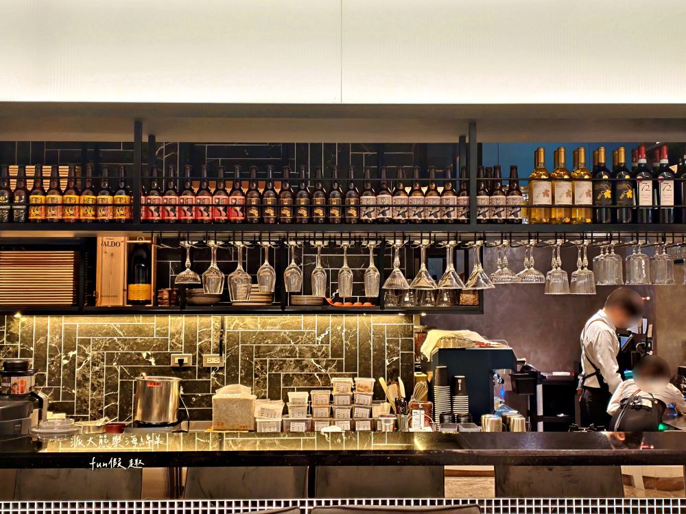 禧榕軒大飯店（Grand Banyan Hotel）︱鄰近臺南火車站五星飯店，自然美學設計，客房溫馨舒適，臺南首家絕美頂樓泳池，加上高品質賓客服務，是慢遊府城的最佳選擇!!!～環境設施篇，2025榮獲交通部五星級認證