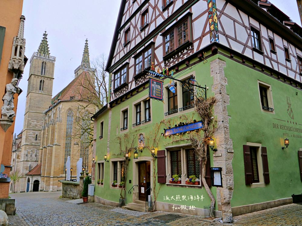 羅滕堡老城區景點必逛&必買伴手禮︱中世紀古城牆聖雅各教堂、普雷萊茵廣場、市政廳廣場、勝利一飲、泰迪熊博物館、瑪麗安藥局︱春季德瑞13日夢幻跟團～DAY2-5絕美中世紀童話小鎮，我們來囉！