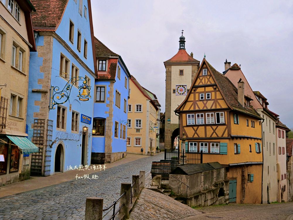 羅滕堡老城區景點必逛&必買伴手禮︱中世紀古城牆聖雅各教堂、普雷萊茵廣場、市政廳廣場、勝利一飲、泰迪熊博物館、瑪麗安藥局︱春季德瑞13日夢幻跟團～DAY2-5絕美中世紀童話小鎮，我們來囉！