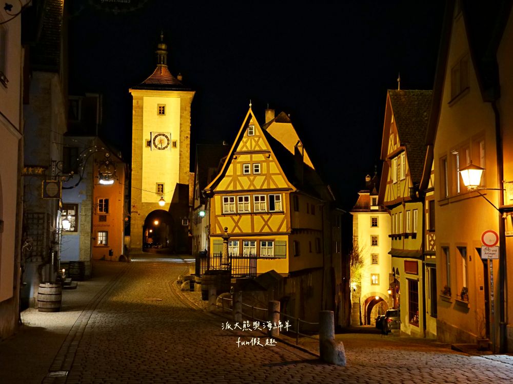 羅滕堡老城區景點必逛&必買伴手禮︱中世紀古城牆聖雅各教堂、普雷萊茵廣場、市政廳廣場、勝利一飲、泰迪熊博物館、瑪麗安藥局︱春季德瑞13日夢幻跟團～DAY2-5絕美中世紀童話小鎮，我們來囉！