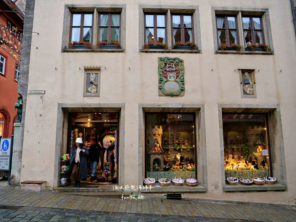 羅滕堡老城區景點必逛&必買伴手禮︱中世紀古城牆聖雅各教堂、普雷萊茵廣場、市政廳廣場、勝利一飲、泰迪熊博物館、瑪麗安藥局︱春季德瑞13日夢幻跟團～DAY2-5絕美中世紀童話小鎮，我們來囉！