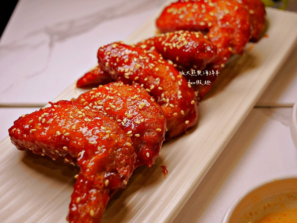 大乘金韓國料理｜草屯高人氣韓風平價餐廳，富客中韓料理華麗轉身！氣氛很韓、服務很親、小菜好吃還能續，根本CP值天花板！大推烤五花肉＋釜山豬肉湯飯的完美組合～113年6月開幕