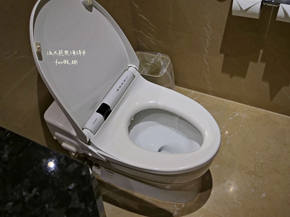 天閣酒店台北長安館（Tango Hotel Taipei ChangAn）︱鄰近捷運中山站，房型寬敞舒適，設備新穎齊全，含洗衣機、微波爐及電熨斗，鬧中取靜高CP值，臺北中山商務優質首選!!!餐食紀錄～