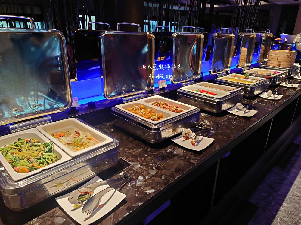 天閣酒店台北長安館（Tango Hotel Taipei ChangAn）︱鄰近捷運中山站，房型寬敞舒適，設備新穎齊全，含洗衣機、微波爐及電熨斗，鬧中取靜高CP值，臺北中山商務優質首選!!!餐食紀錄～