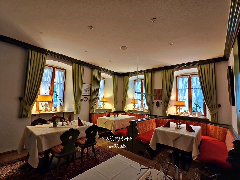 德國國道休息站開箱︱Tank & Rast Raststätte Bruchsal West、Serways Raststätte Irschenberg Süd、Tank & Rast Raststätte Holzkirchen Nord︱春季德瑞13日夢幻跟團～DAY3-1旅遊小叮嚀&退稅流程