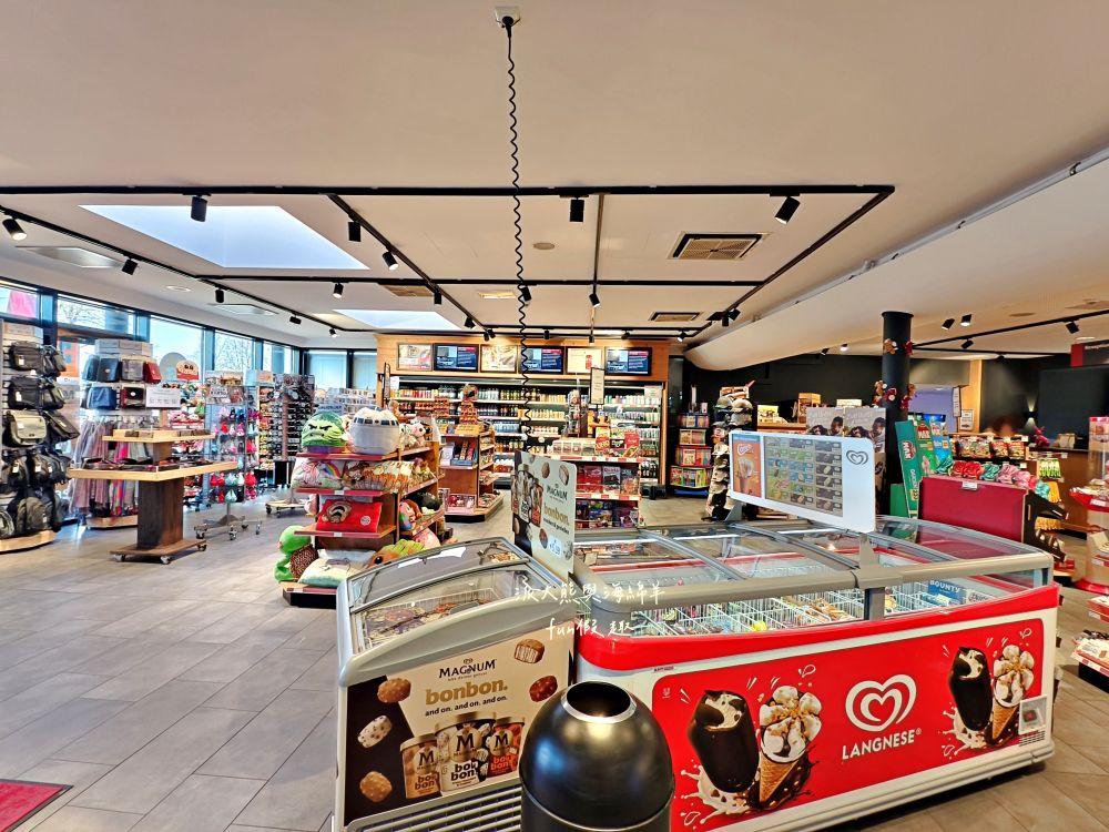 德國國道休息站開箱︱Tank & Rast Raststätte Bruchsal West、Serways Raststätte Irschenberg Süd、Tank & Rast Raststätte Holzkirchen Nord︱春季德瑞13日夢幻跟團～DAY3-1旅遊小叮嚀&退稅流程