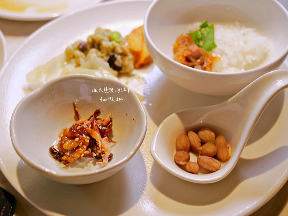 榕廷百匯餐廳︱絕美用餐大廳，餐點種類豐富且品質佳，更能自由選擇用餐時段與客製化早午餐服務，讓房客輕鬆享用美好早餐時光︱禧榕軒大飯店（Grand Banyan Hotel）早餐