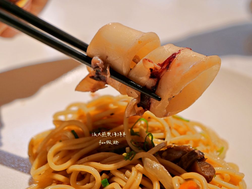 榕廷百匯餐廳︱絕美用餐大廳，餐點種類豐富且品質佳，更能自由選擇用餐時段與客製化早午餐服務，讓房客輕鬆享用美好早餐時光︱禧榕軒大飯店（Grand Banyan Hotel）早餐