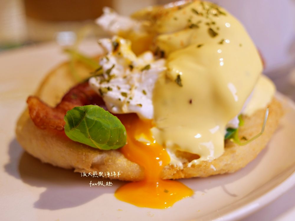 榕廷百匯餐廳︱絕美用餐大廳，餐點種類豐富且品質佳，更能自由選擇用餐時段與客製化早午餐服務，讓房客輕鬆享用美好早餐時光︱禧榕軒大飯店（Grand Banyan Hotel）早餐