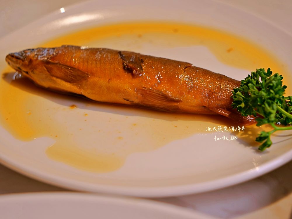 榕廷百匯餐廳︱絕美用餐大廳，餐點種類豐富且品質佳，更能自由選擇用餐時段與客製化早午餐服務，讓房客輕鬆享用美好早餐時光︱禧榕軒大飯店（Grand Banyan Hotel）早餐